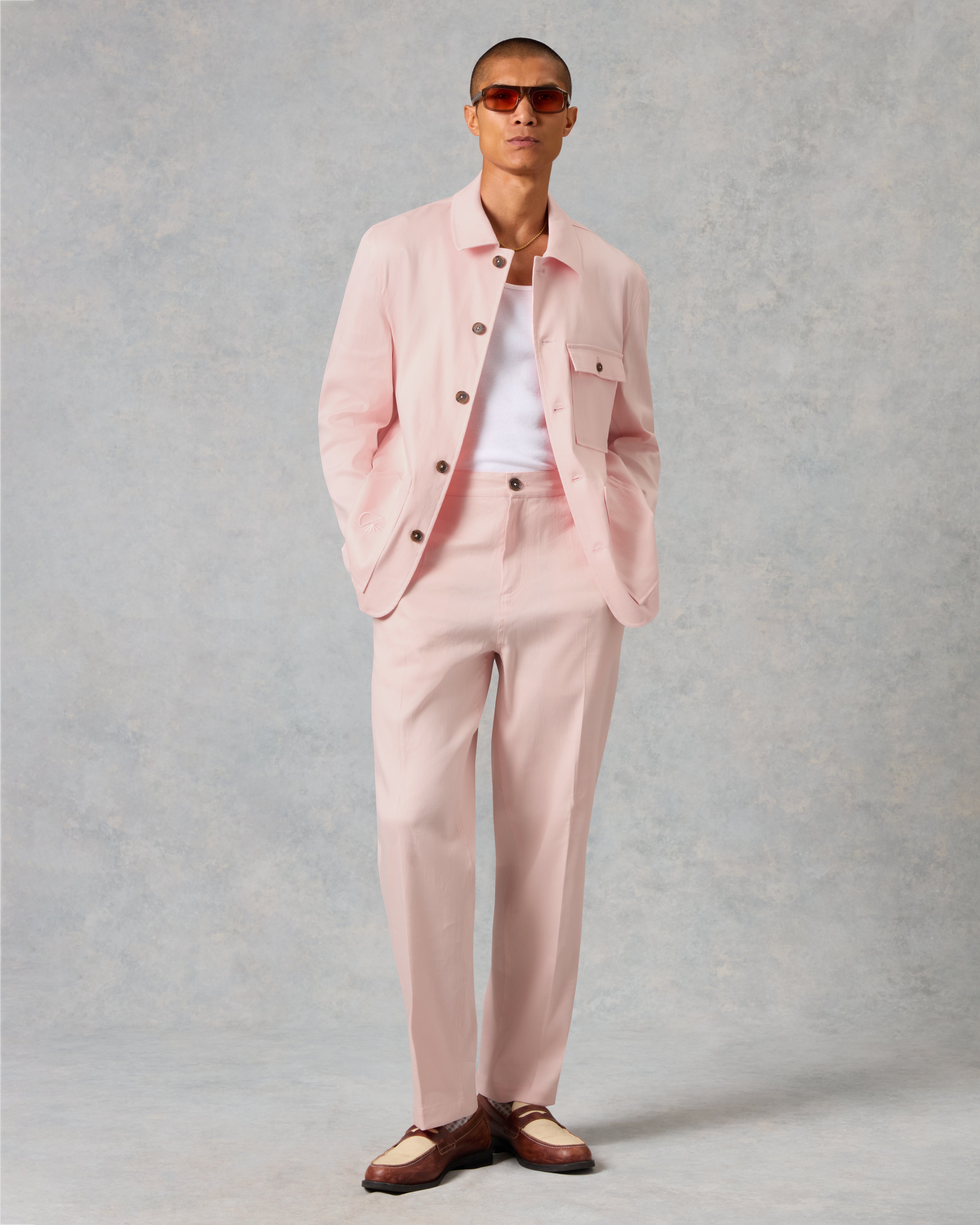 THE HACKNEY SET <br>
HAS LANDED <br>